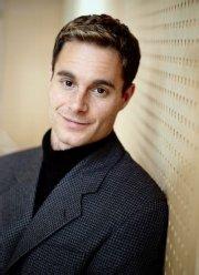 ù���Թ�ͷ��